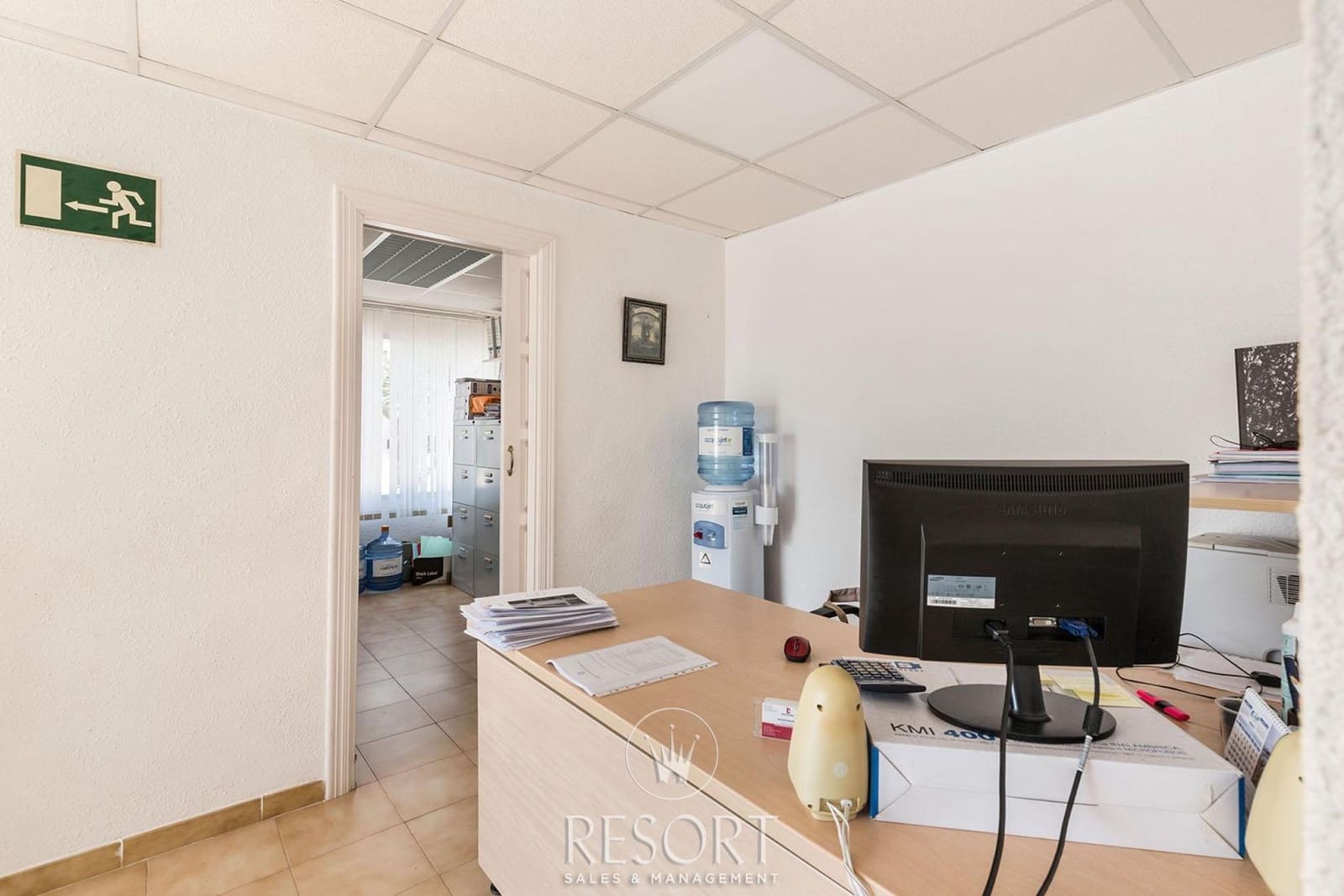 Kommersiell til salgs i La Manga Club - € 120 000 (Ref: 7666111)