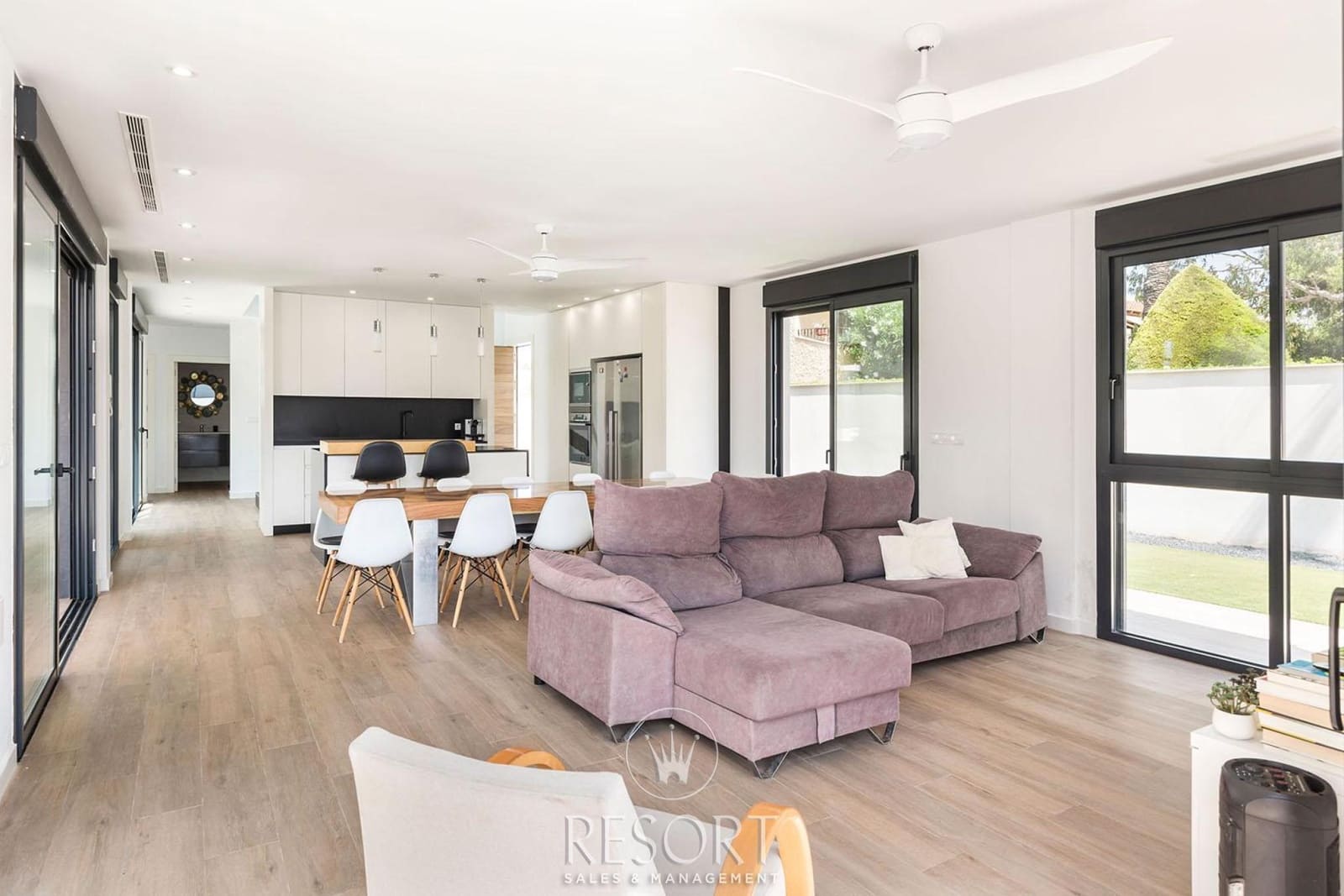 6 sypialnia Willa na sprzedaż w La Manga del Mar Menor z basenem garażem - 990 000 € (Ref: 7709521)