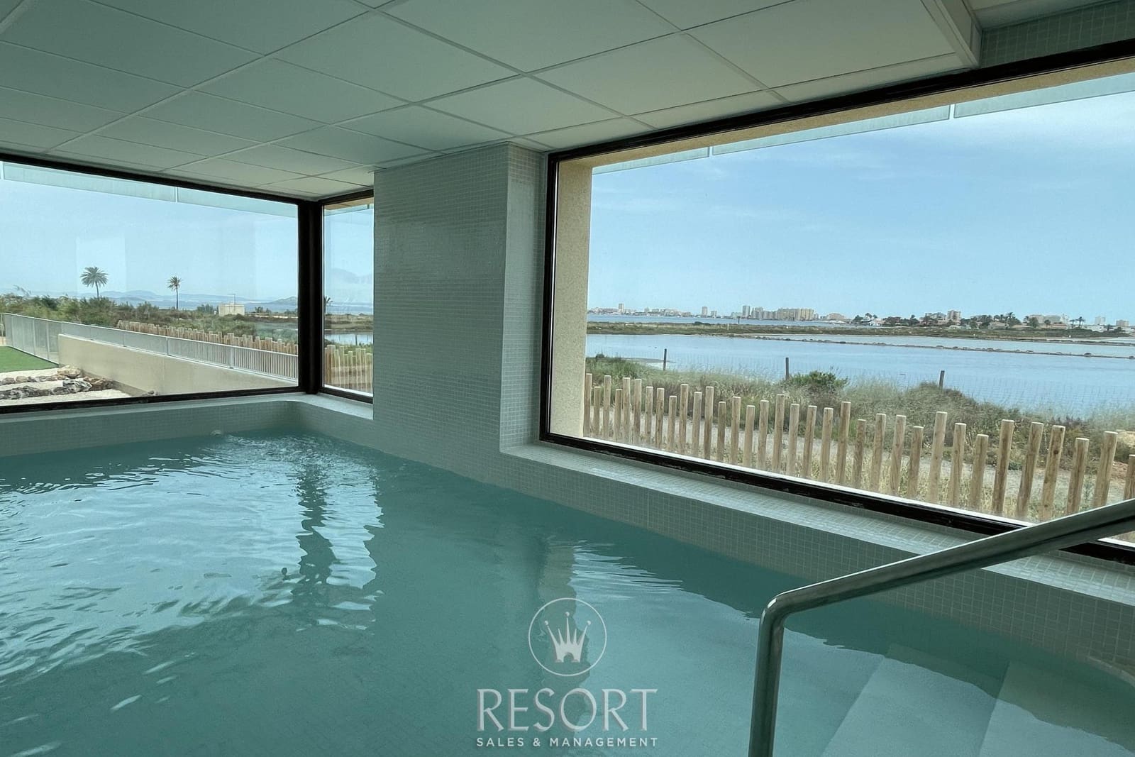 3 soveværelse Lejlighed til salg i Playa Honda med swimmingpool garage - € 445.500 (Ref: 7771624)