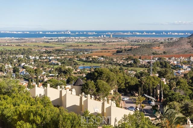 2 bedroom Apartment for sale in La Manga Club, Cartagena with pool - € 350,000 (Ref: 8690040)