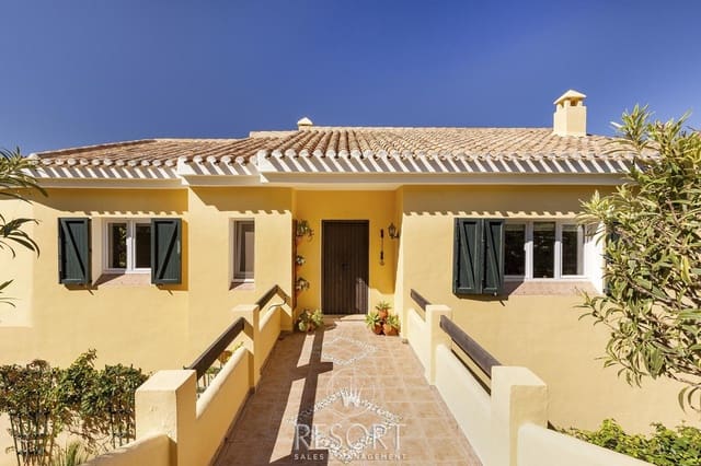 4 soveværelse Villa til salg i La Manga Club, Cartagena med swimmingpool garage - € 1.133.387 (Ref: 8917376)