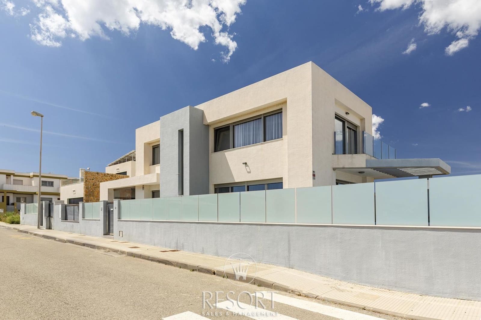 4 bedroom Villa for sale in Los Belones with pool garage - € 789,000 (Ref: 8960987)