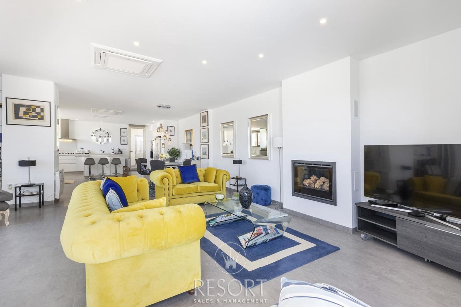 4 bedroom Villa for sale in Los Belones with pool garage - € 789,000 (Ref: 8960987)