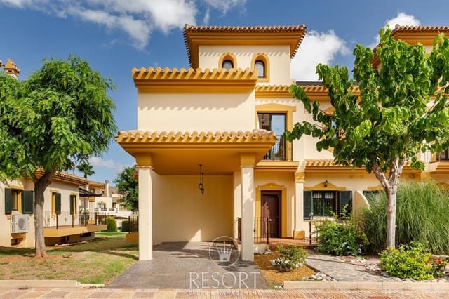 4 sypialnia Willa na sprzedaż w La Manga Club, Kartagena z basenem garażem - 594 558 € (Ref: 9152803)