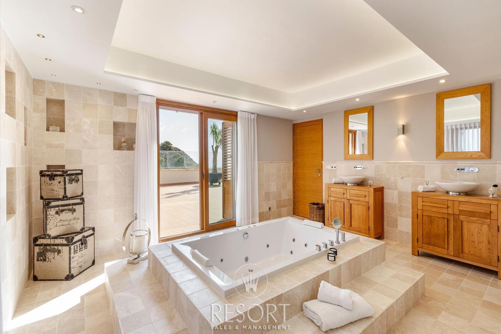 8 Zimmer Villa zu verkaufen in La Manga Club mit Pool Garage - 3.795.000 € (Ref: 9254051)