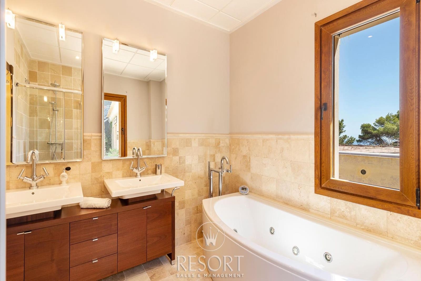 8 Zimmer Villa zu verkaufen in La Manga Club mit Pool Garage - 3.795.000 € (Ref: 9254051)