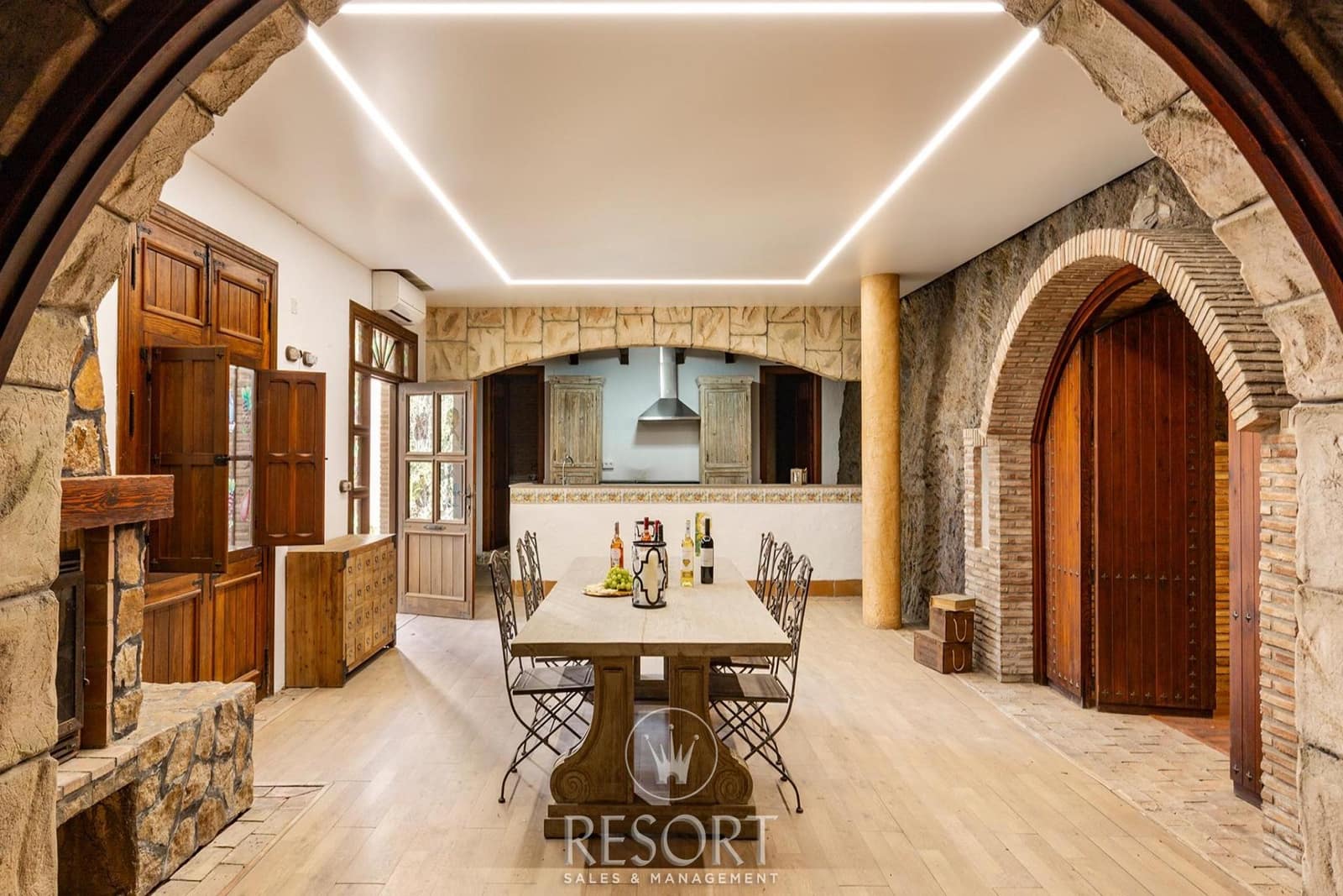 8 Zimmer Villa zu verkaufen in La Manga Club mit Pool Garage - 3.795.000 € (Ref: 9254051)