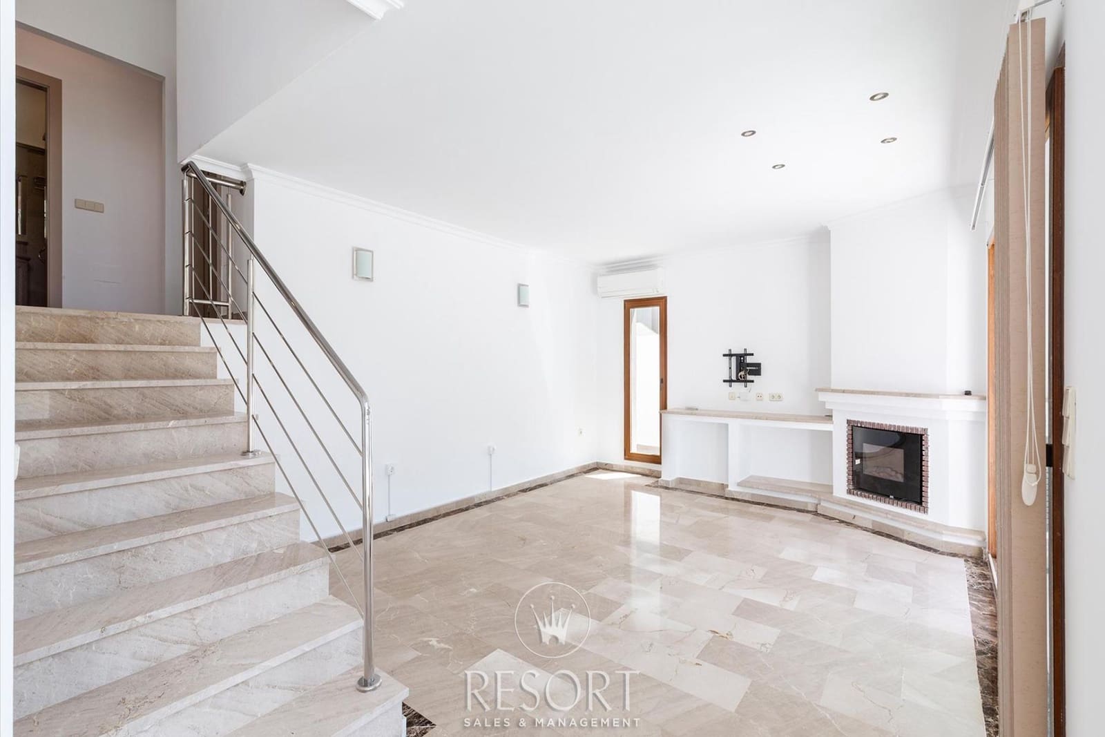 4 soverom Hus til salgs i La Manga Club med svømmebasseng garasje - € 480 000 (Ref: 9254052)