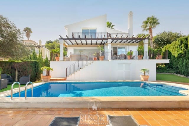 5 soveværelse Villa til salg i La Manga Club, Cartagena med swimmingpool garage - € 1.249.002 (Ref: 9360573)