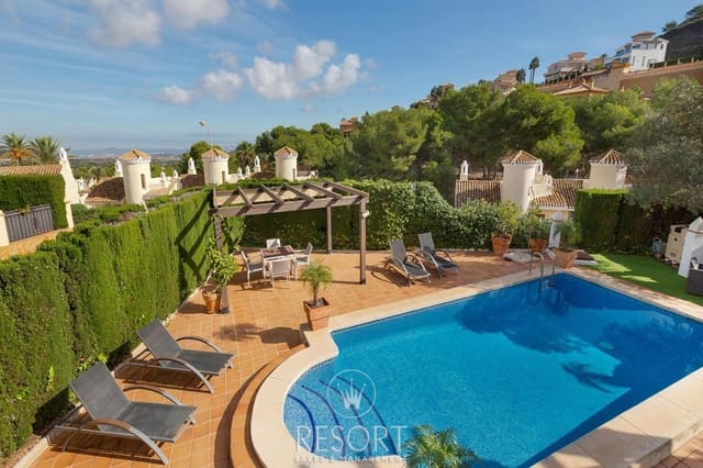 5 soveværelse Villa til salg i La Manga Club, Cartagena med swimmingpool garage - € 1.249.002 (Ref: 9360573)