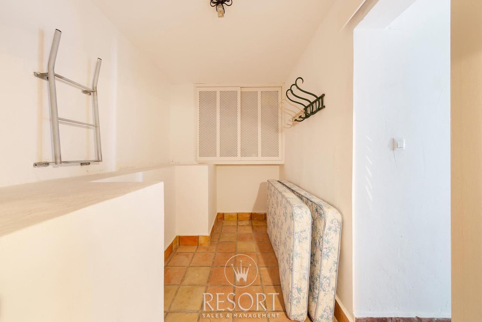 Apartment for sale in La Manga Club with pool - € 95,000 (Ref: 9388336)