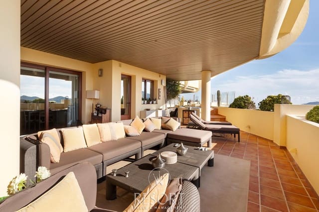 3 soveværelse Villa til salg i La Manga Club, Cartagena med swimmingpool garage - € 520.000 (Ref: 9450136)