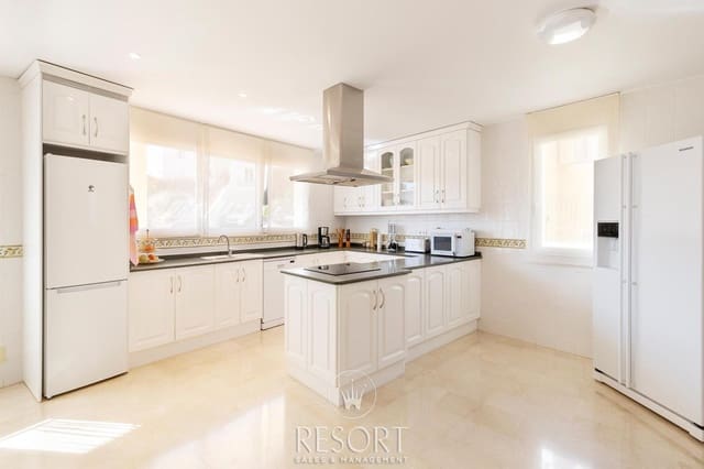 5 makuuhuone Huvila myytävänä paikassa Atamaría, Cartagena mukana uima-altaan 
autotalli - 1 500 000 € (Ref: 9453595)