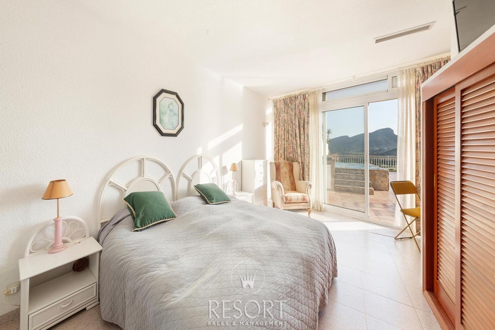 2 makuuhuone Huvila myytävänä paikassa Atamaria mukana uima-altaan - 295 000 € (Ref: 9481378)