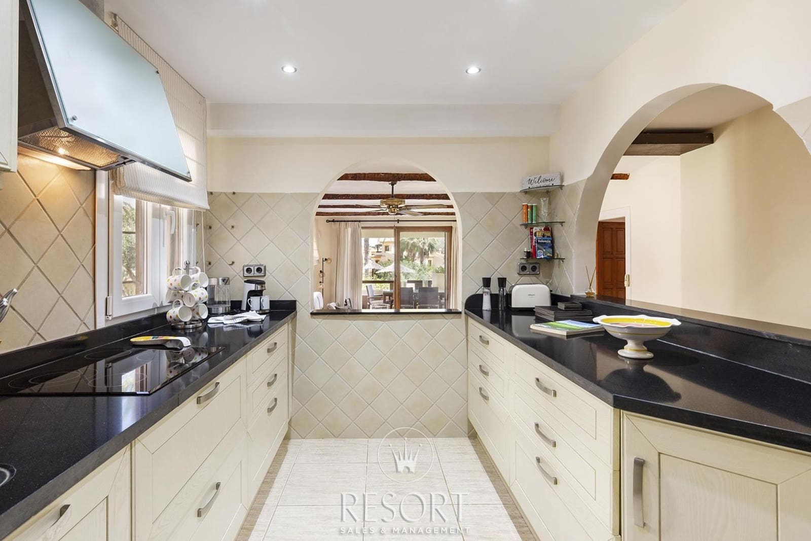 2 soveværelse Lejlighed til salg i La Manga Club med swimmingpool garage - € 281.901 (Ref: 9566507)