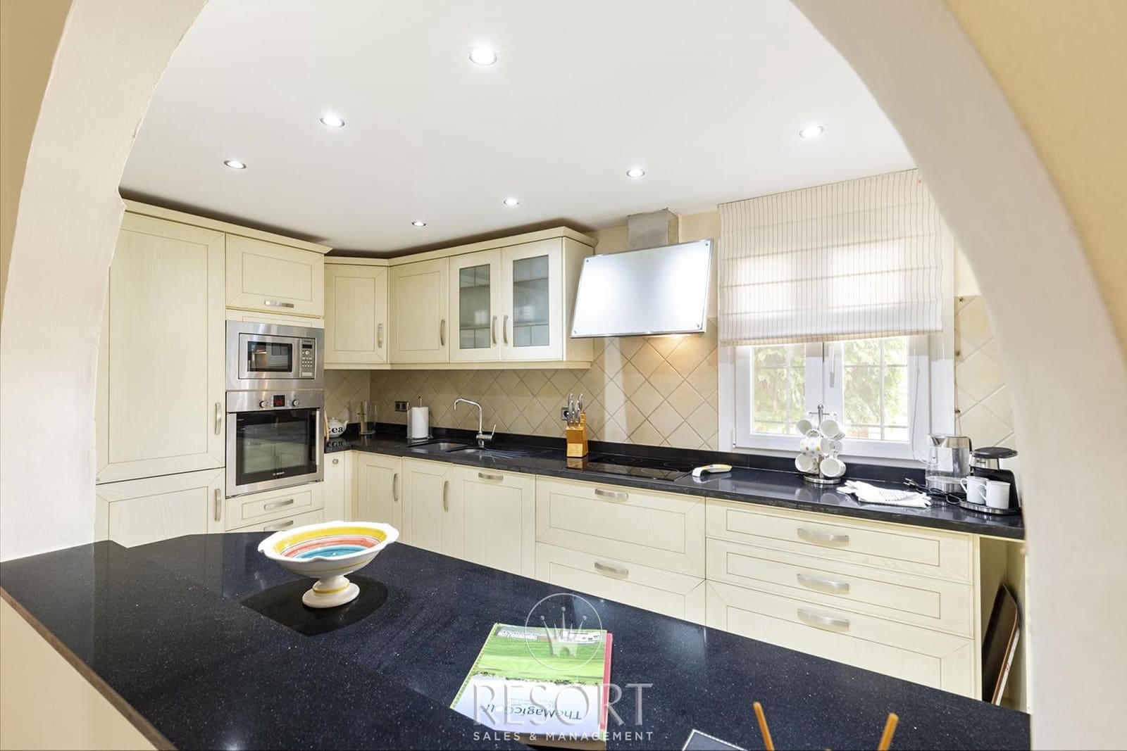 2 soveværelse Lejlighed til salg i La Manga Club med swimmingpool garage - € 281.901 (Ref: 9566507)