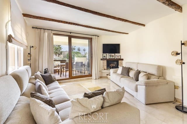 Apartamento de 2 habitaciones en La Manga Club, Cartagena en venta con piscina garaje - 282.290 € (Ref: 9566507)