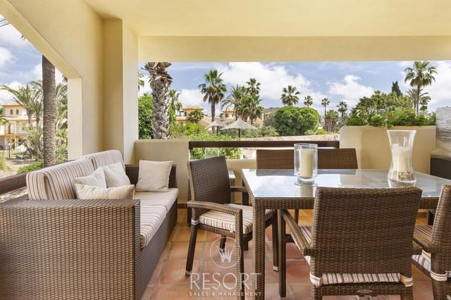 Apartamento de 2 habitaciones en La Manga Club, Cartagena en venta con piscina garaje - 282.290 € (Ref: 9566507)