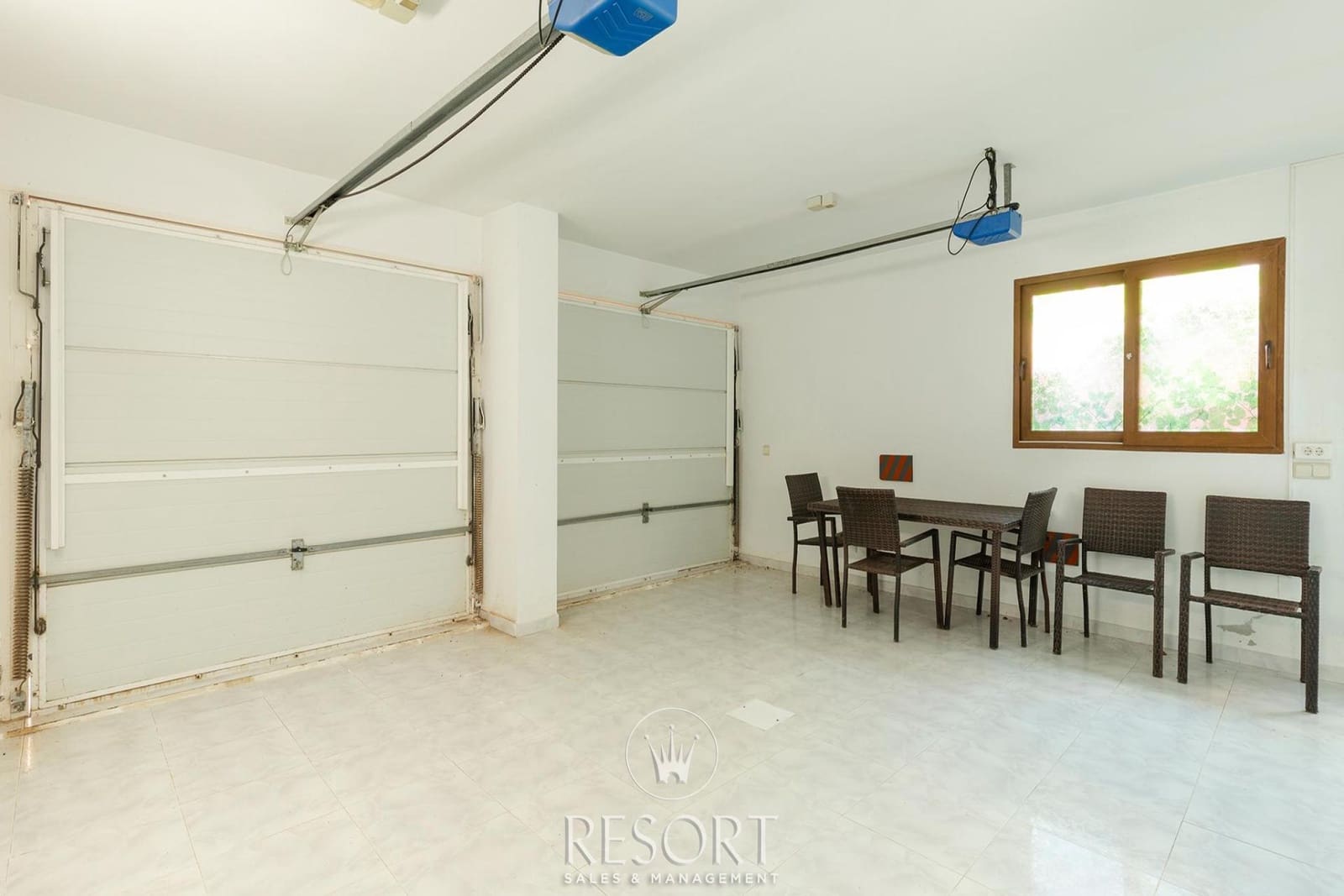 4 soveværelse Byhus til salg i La Manga Club med swimmingpool garage - € 595.000 (Ref: 9613911)