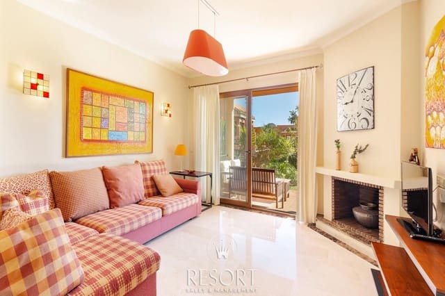 4 soveværelse Byhus til salg i La Manga Club, Cartagena med swimmingpool garage - € 595.000 (Ref: 9613911)