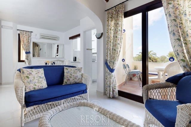 2 bedroom Townhouse for sale in La Manga Club, Cartagena with pool - € 239,185 (Ref: 9613912)