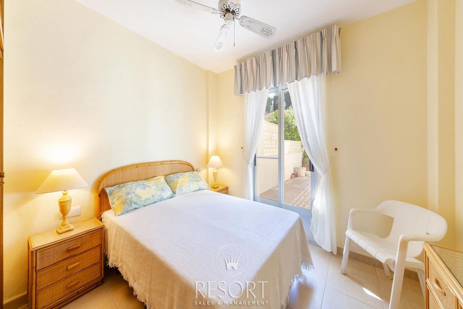 2 bedroom Apartment for sale in La Manga Club with pool - € 217,659 (Ref: 9723569)