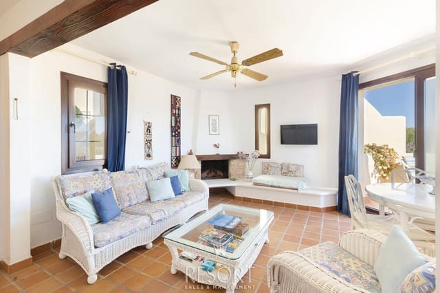 3 chambre Maison de Ville à vendre à La Manga Club, Carthagène avec piscine - 265 222 € (Ref: 9723570)