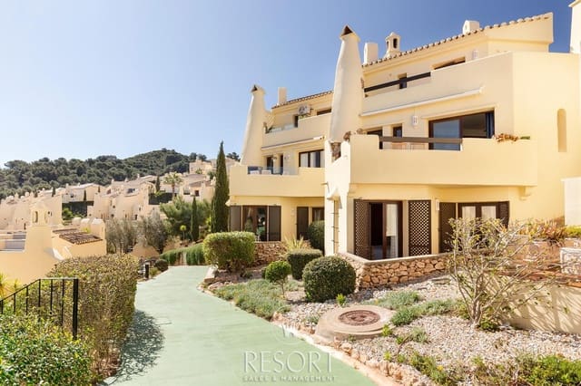 3 chambre Maison de Ville à vendre à La Manga Club, Carthagène avec piscine - 265 222 € (Ref: 9723570)