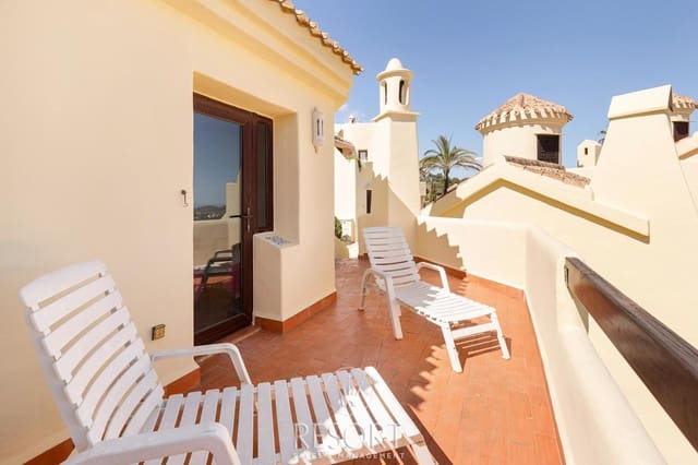 3 chambre Maison de Ville à vendre à La Manga Club, Carthagène avec piscine - 265 222 € (Ref: 9723570)