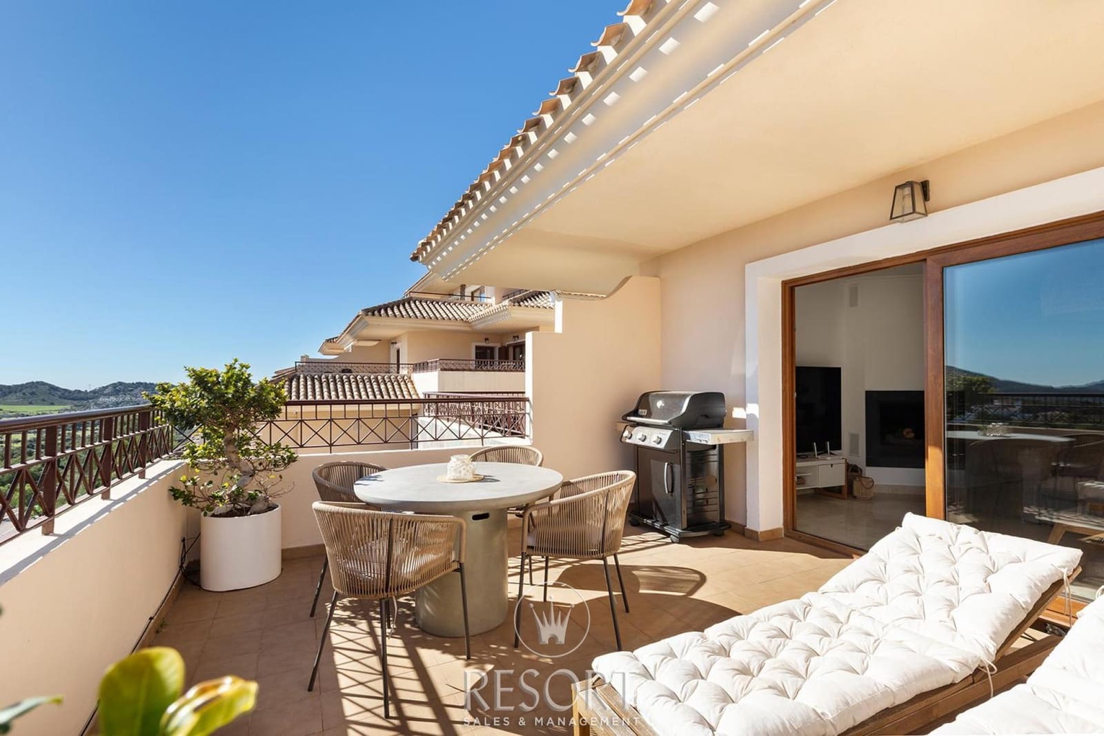 2 bedroom Apartment for sale in La Manga Club with pool garage - € 315,175 (Ref: 9745165)