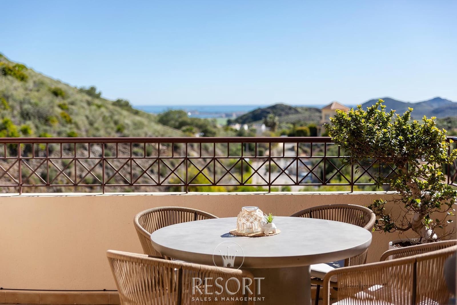 2 bedroom Apartment for sale in La Manga Club with pool garage - € 315,175 (Ref: 9745165)