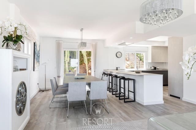 3 chambre Villa/Maison à vendre à La Manga Club, Carthagène avec piscine - 636 485 € (Ref: 9858902)
