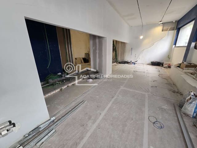 Commercieel te huur in Arrecife - € 2.100 (Ref: 10010225)