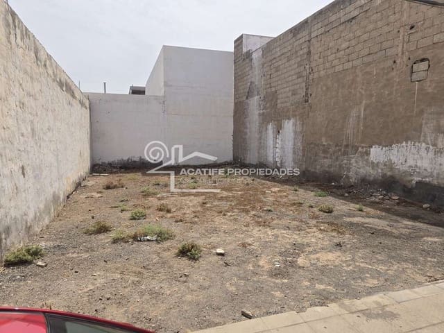 Tomt till salu i Arrecife - 75 000 € (Ref: 10097410)
