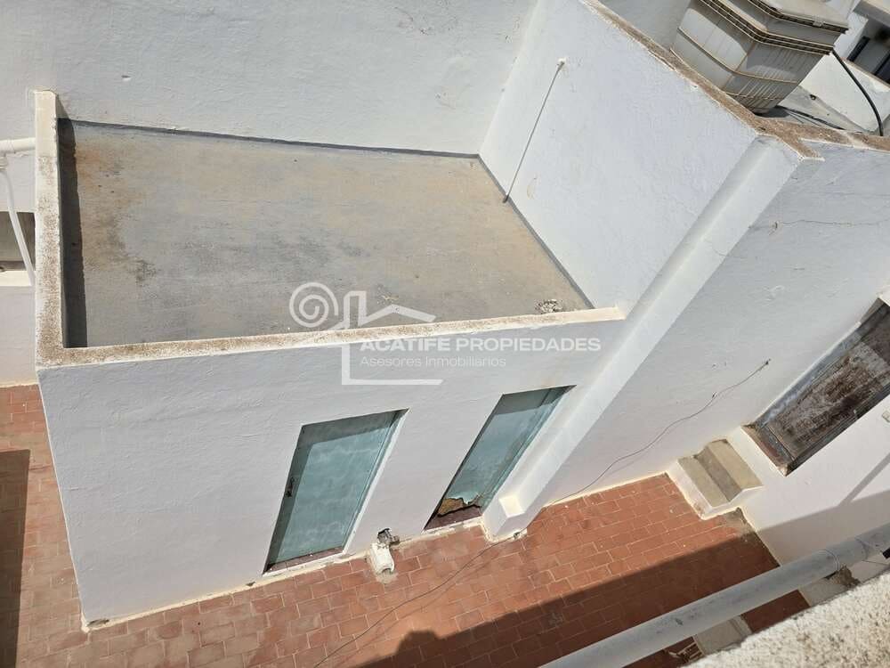 Gewerbe zu verkaufen in Arrecife - 450.000 € (Ref: 10097413)