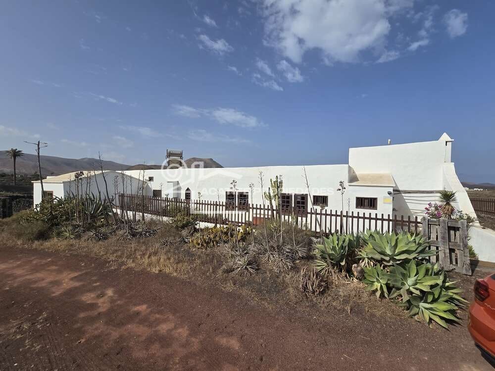 1 soverom Finca/Herregård til salgs i Yaiza - € 640 000 (Ref: 10157163)