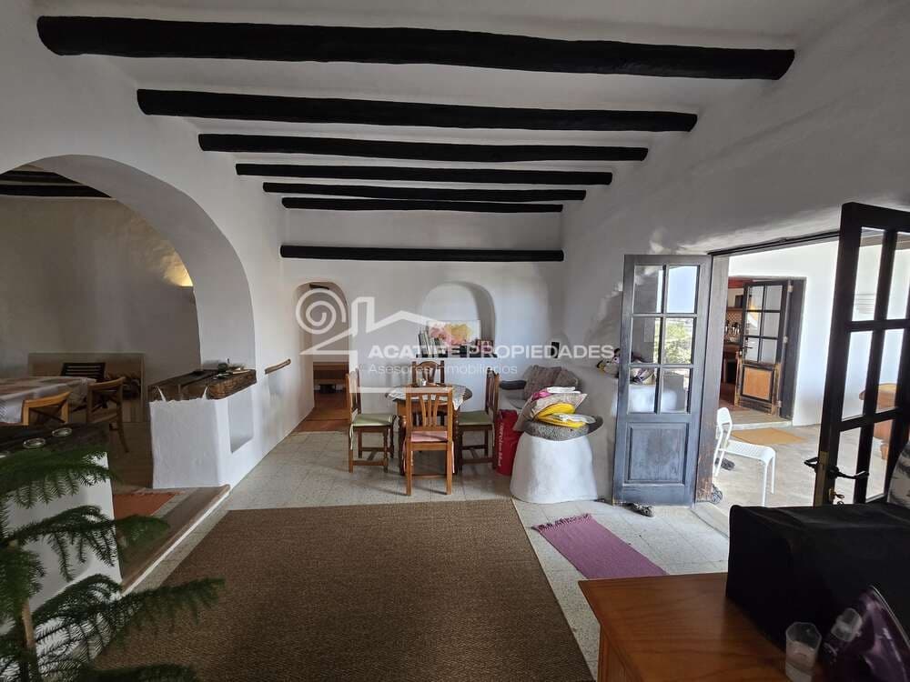 1 soverom Finca/Herregård til salgs i Yaiza - € 640 000 (Ref: 10157163)