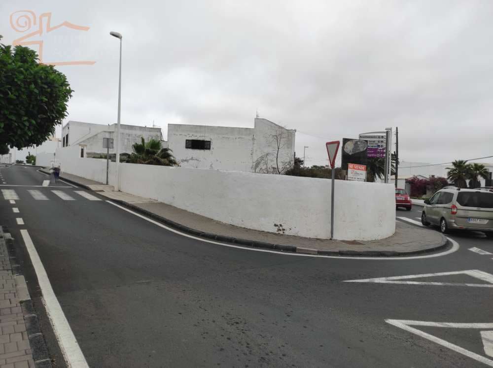 Bauplatz zu verkaufen in San Bartolome - 151.000 € (Ref: 6914967)