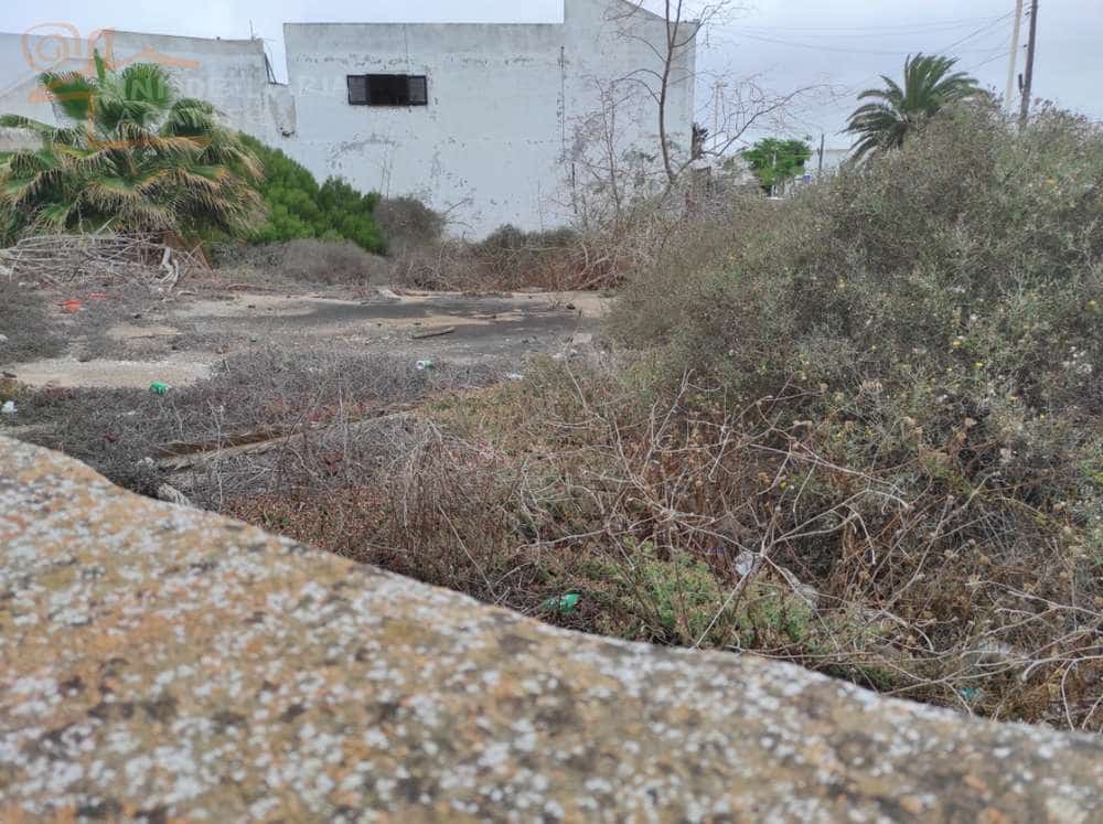 Bauplatz zu verkaufen in San Bartolome - 151.000 € (Ref: 6914967)
