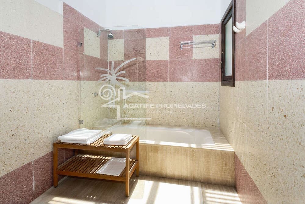 22 soveværelse Villa til salg i Haria - € 3.500.000 (Ref: 7987984)