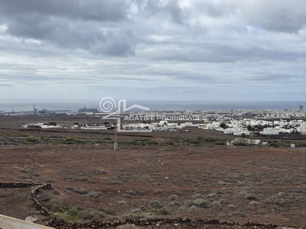 3 soveværelse Semi-Rækkehus til salg i Tahiche - € 530.000 (Ref: 8883937)