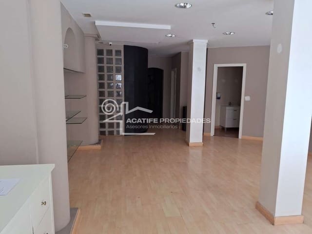 Comercial para venda em Arrecife - 235 000 € (Ref: 8890962)