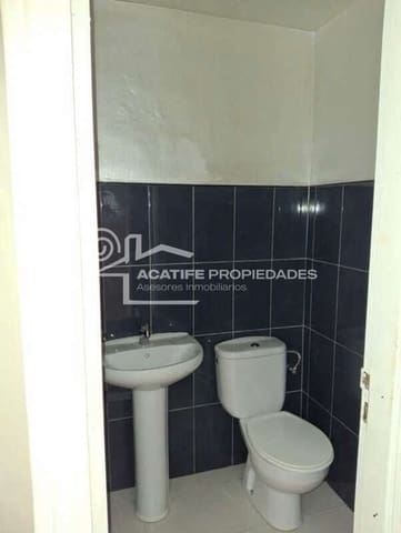 Commerciale in vendita in Arrecife - 185.000 € (Rif: 8890962)