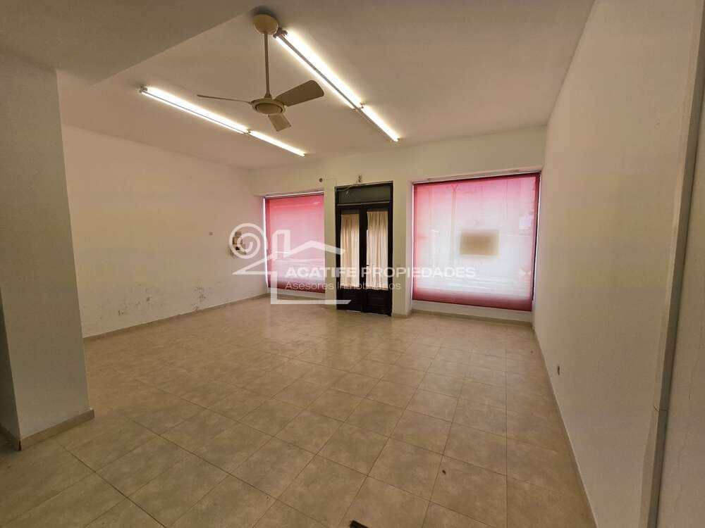 Kommersiell til salgs i Arrecife - € 150 000 (Ref: 9108368)