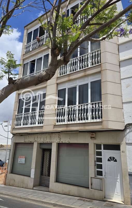 Kommersiell til salgs i Arrecife - € 150 000 (Ref: 9108368)