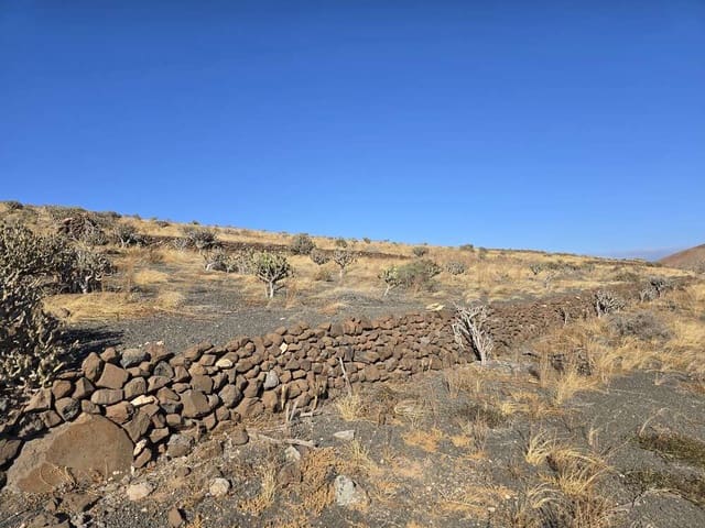Tontti myytävänä paikassa El Mojon, Teguise - 59 000 € (Ref: 9141233)