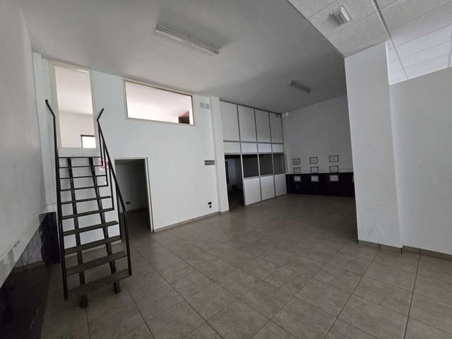 Erhverv til salg i Arrecife - € 170.000 (Ref: 9296531)