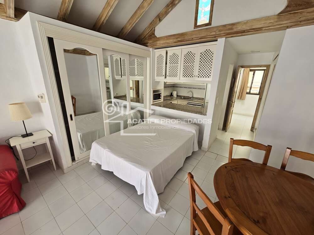 Studio na sprzedaż w Costa Teguise - 120 000 € (Ref: 9308135)