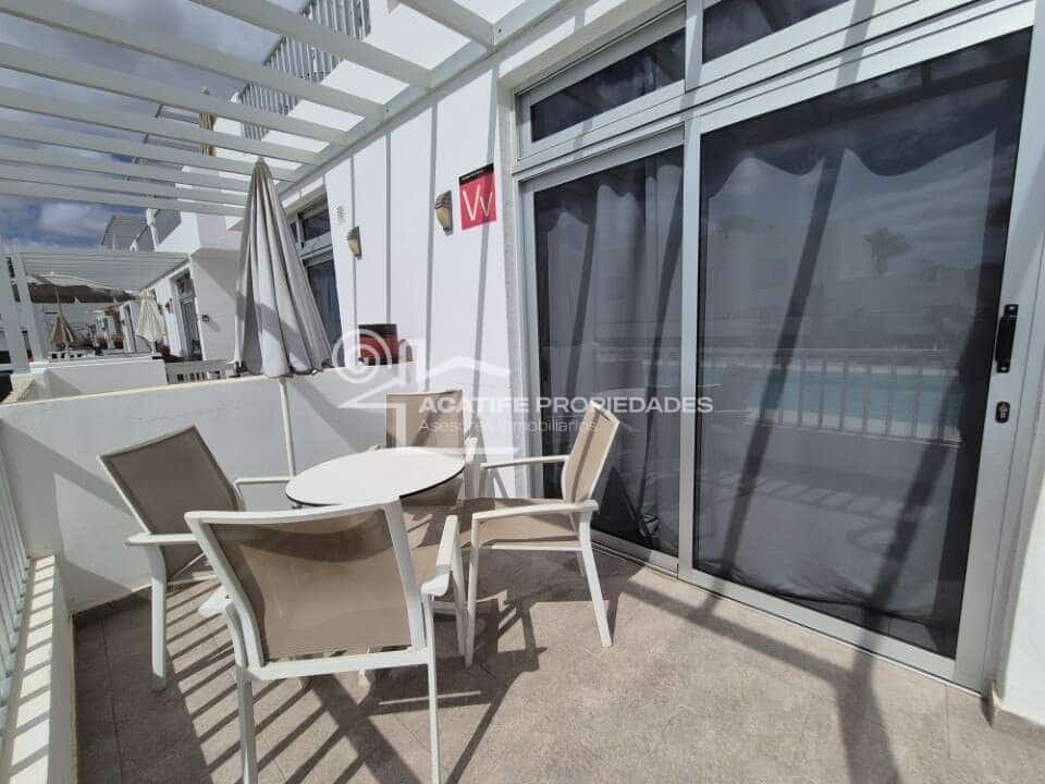 2 bedroom Apartment for sale in Puerto del Carmen with pool - € 265,000 (Ref: 9439579)