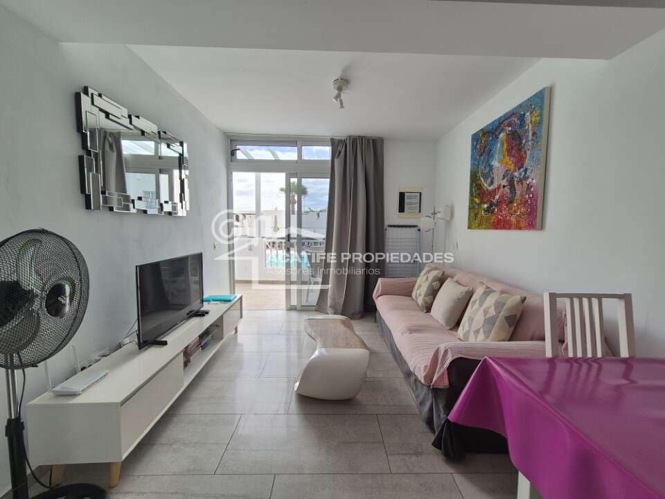 2 bedroom Apartment for sale in Puerto del Carmen with pool - € 265,000 (Ref: 9439579)
